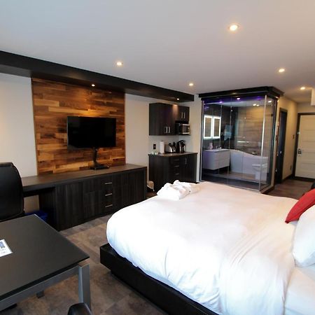 Hotel Saint-Germain Rimouski Bagian luar foto