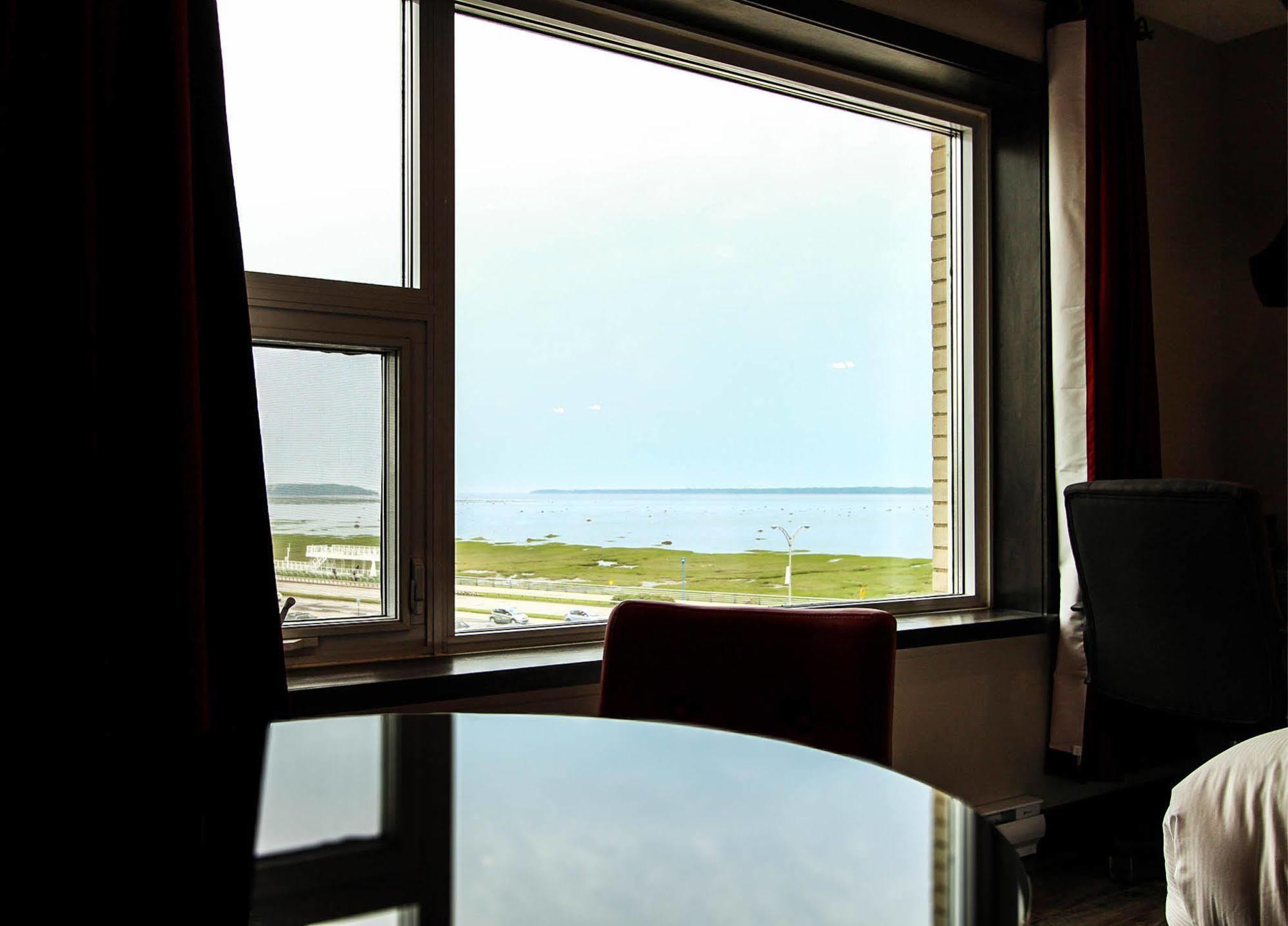 Hotel Saint-Germain Rimouski Bagian luar foto