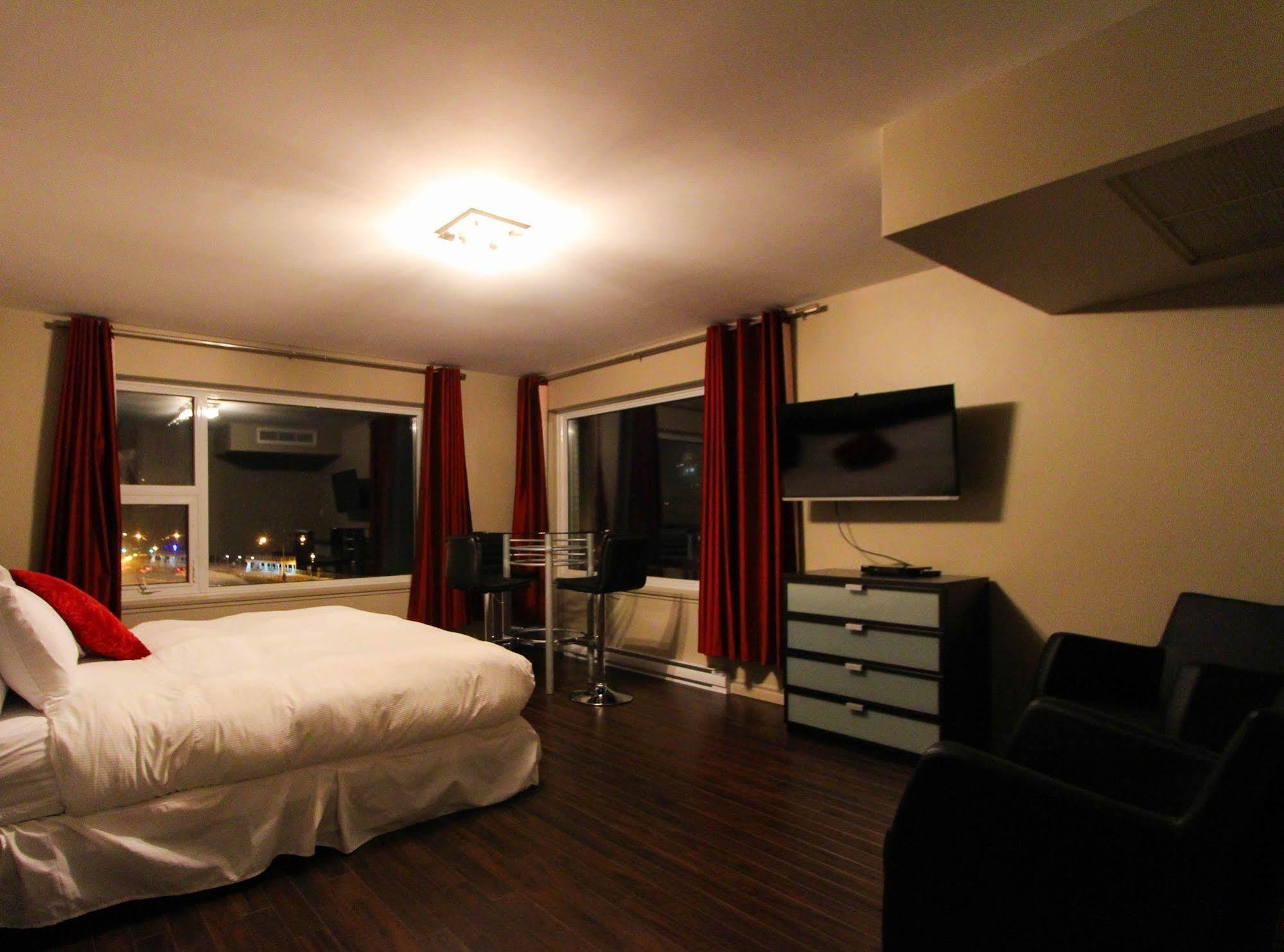 Hotel Saint-Germain Rimouski Bagian luar foto