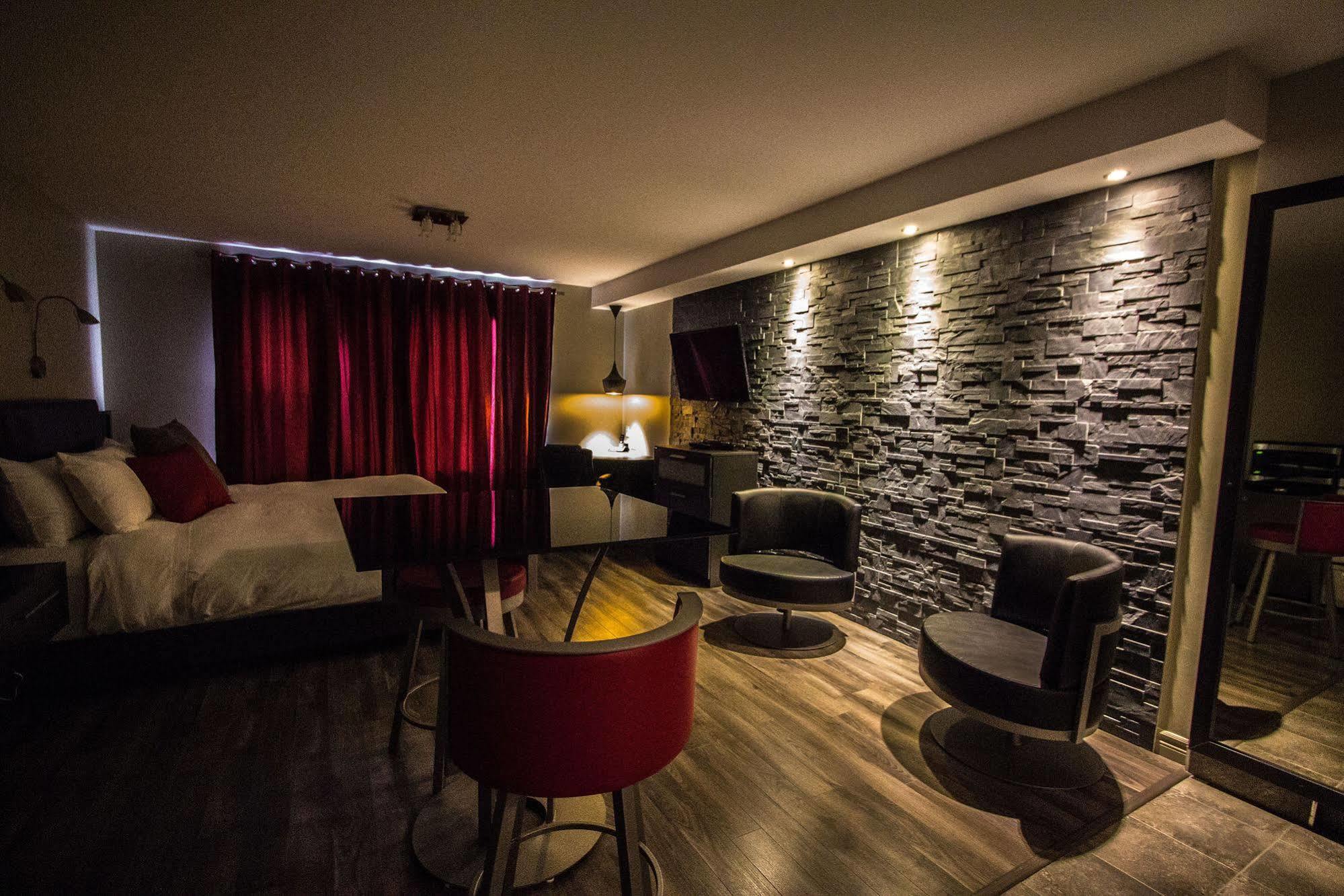 Hotel Saint-Germain Rimouski Bagian luar foto