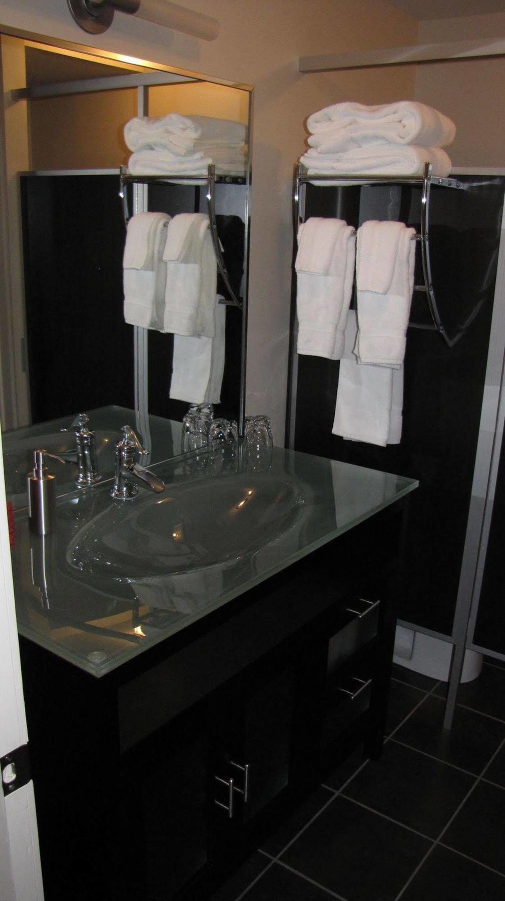 Hotel Saint-Germain Rimouski Bagian luar foto